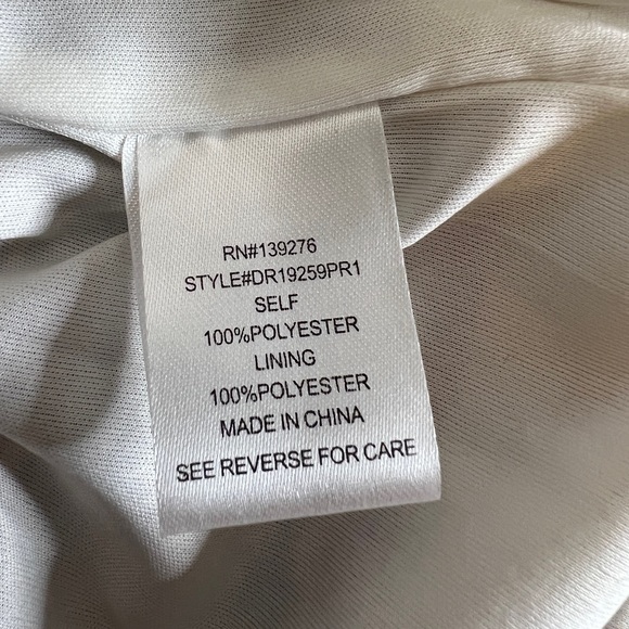 DR2 Sleeveless Top – Intricate Multicolor Pattern - Picture 4 of 7